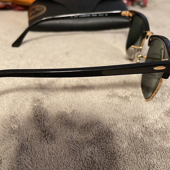 Ray Bans - Picture 2 of 5